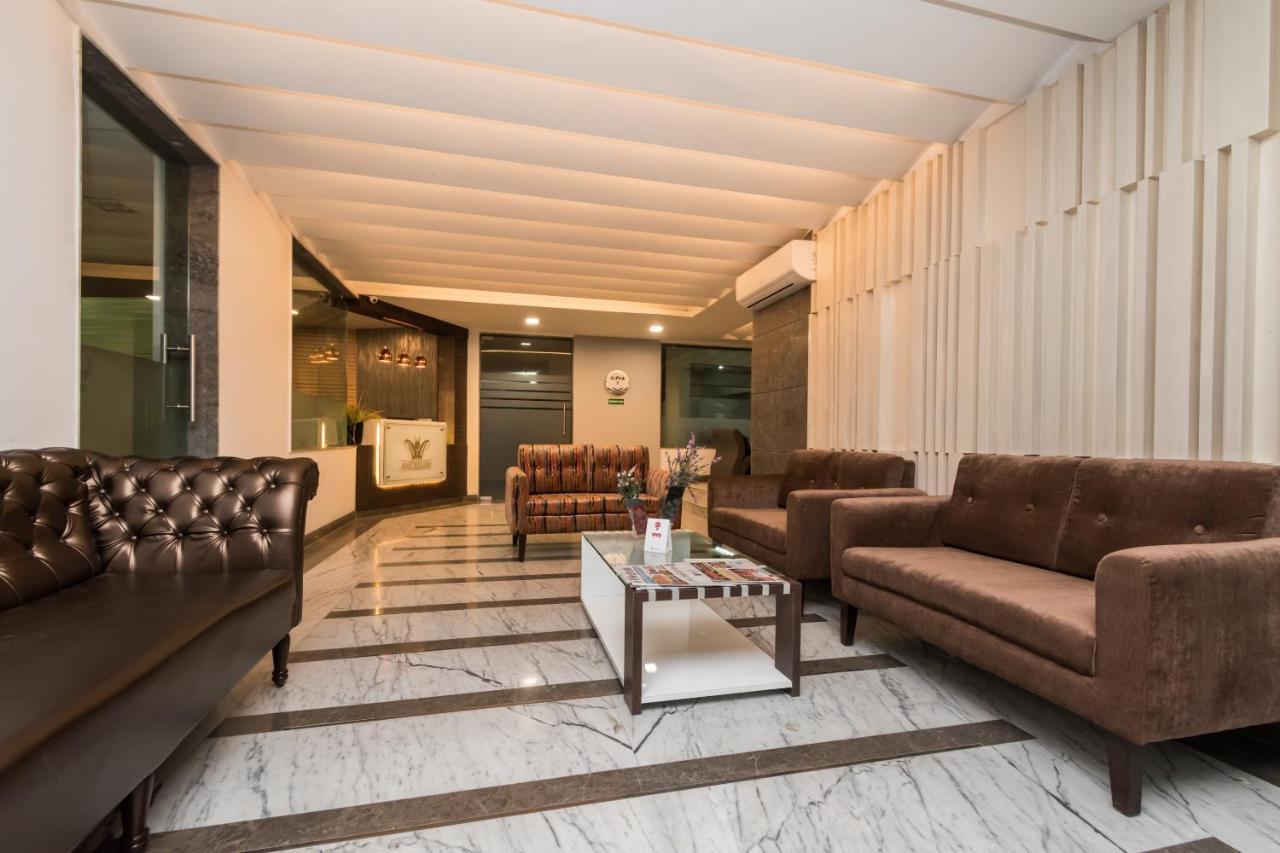 Capital O 10212 Hotel West Willows Xanadu Calcutta Exterior foto